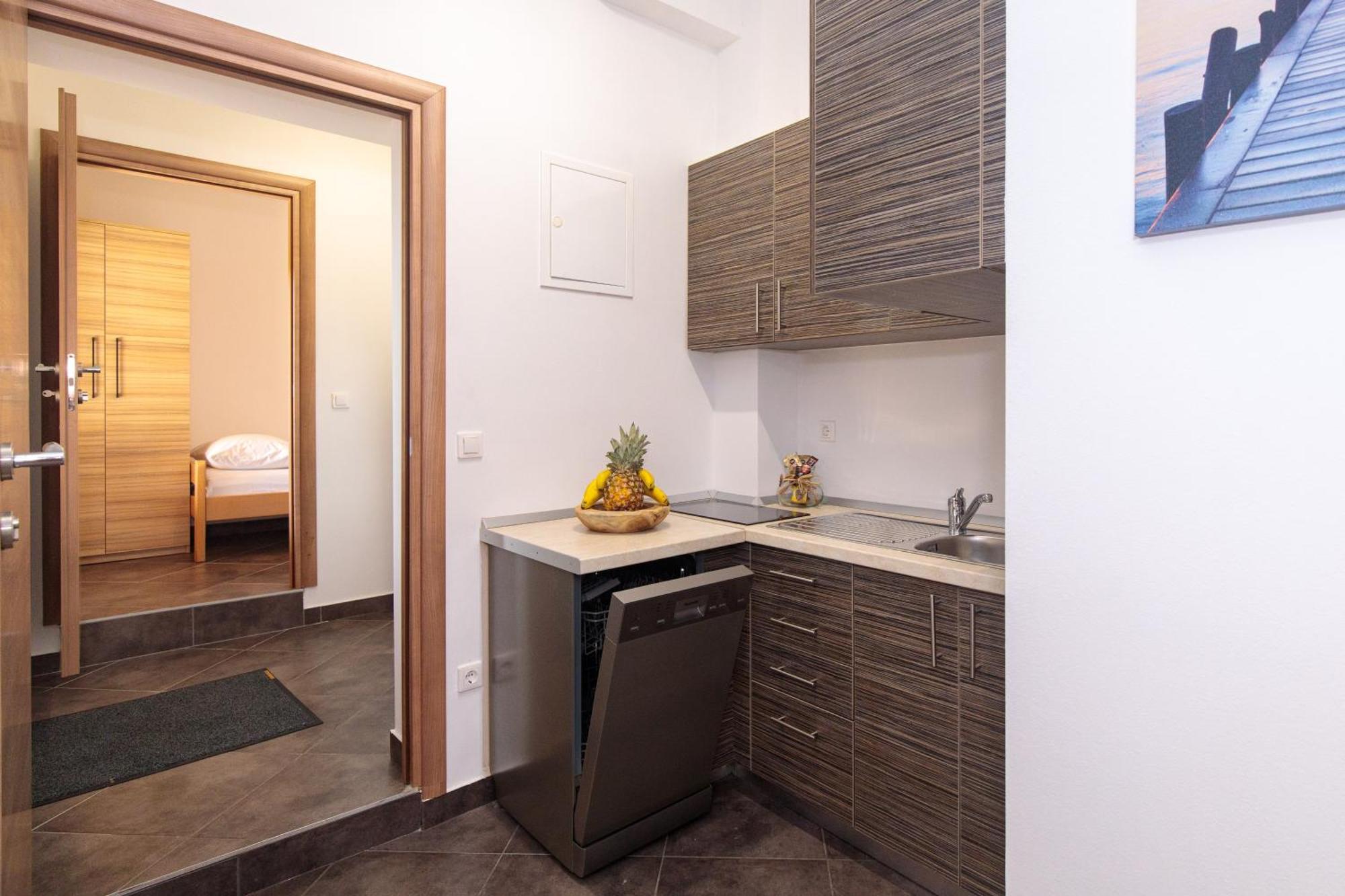 Apartments Tm Krk Town Exterior photo