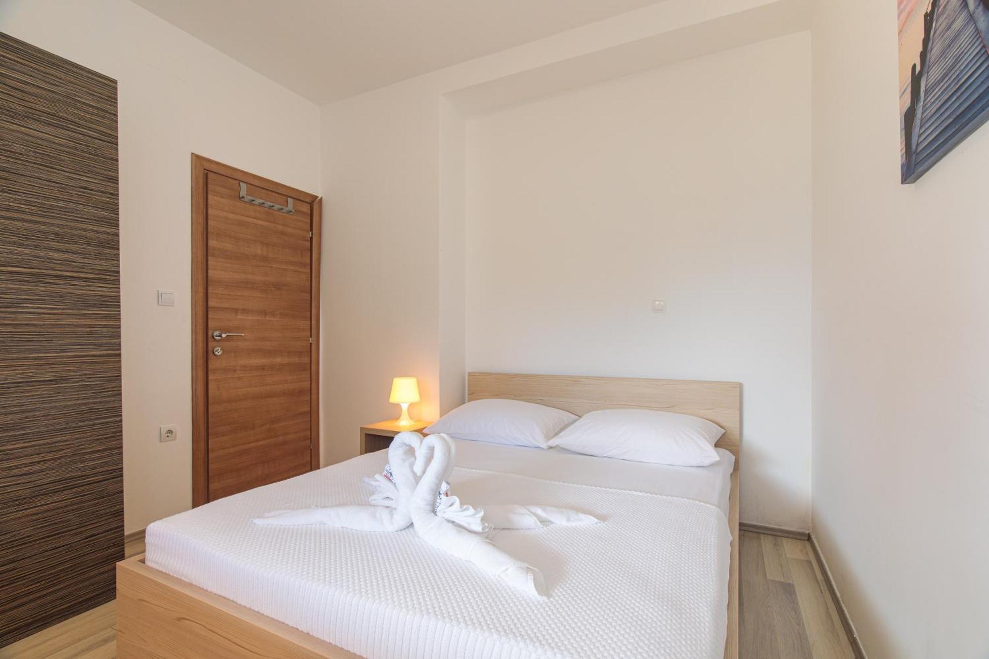 Apartments Tm Krk Town Exterior photo